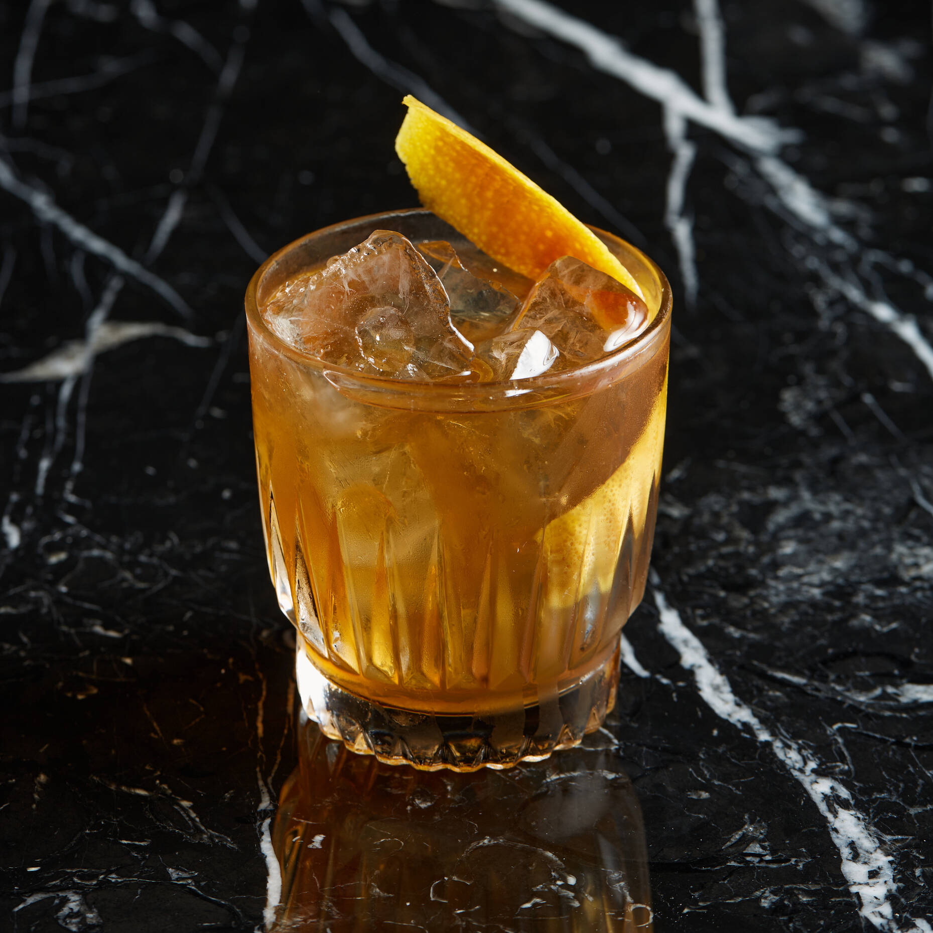 noir-cocktail-old-fashioned